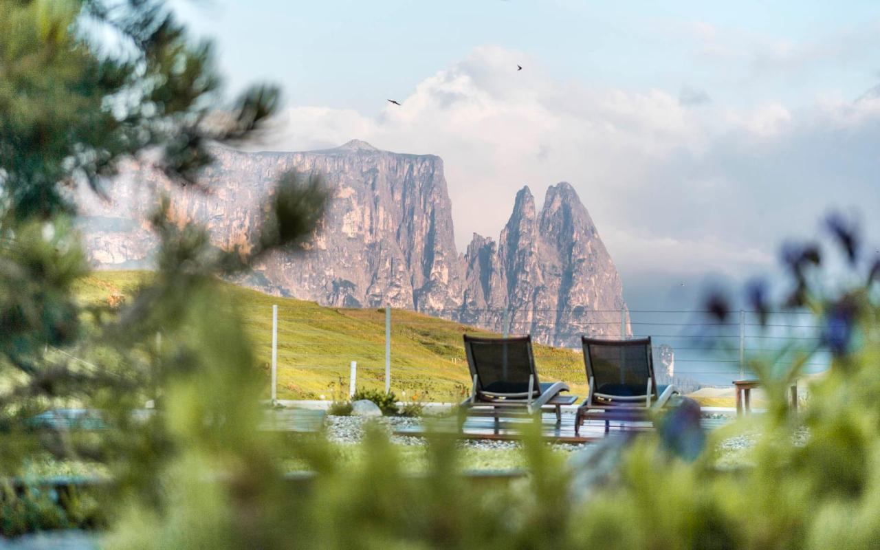Hotel Goldknopf Alpe Di Siusi Buitenkant foto
