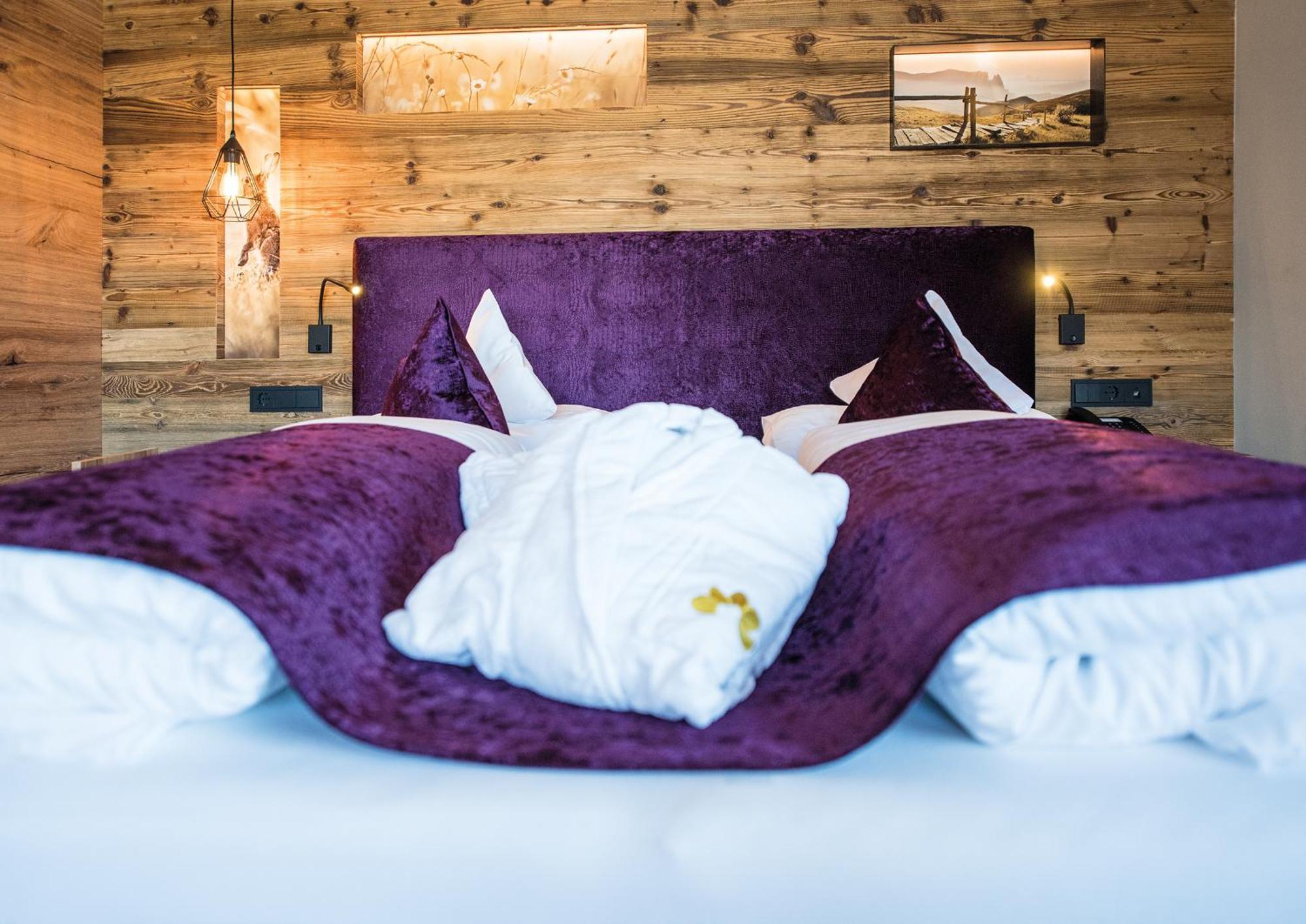 Hotel Goldknopf Alpe Di Siusi Buitenkant foto