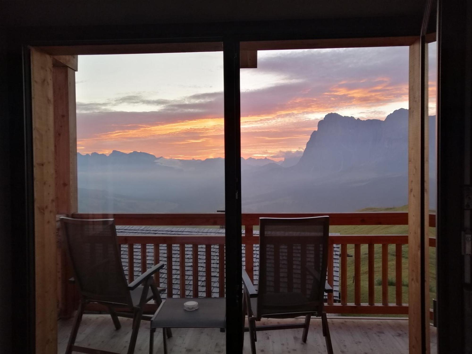 Hotel Goldknopf Alpe Di Siusi Buitenkant foto