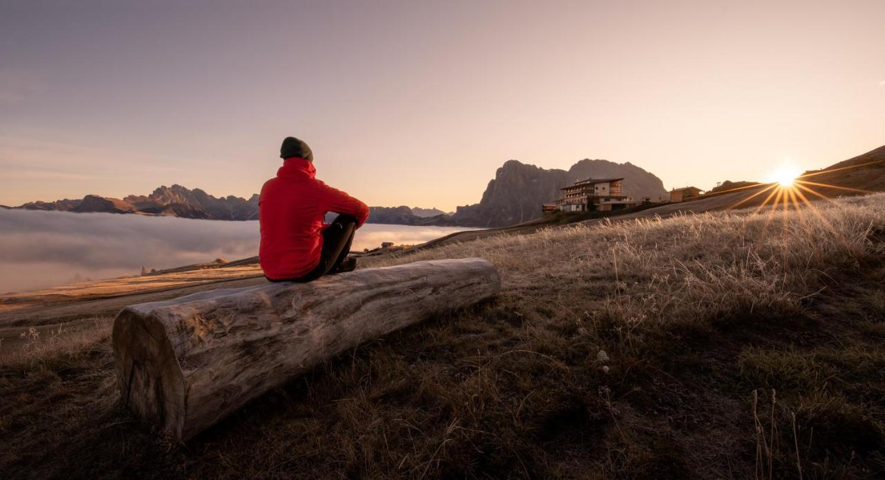 Hotel Goldknopf Alpe Di Siusi Buitenkant foto